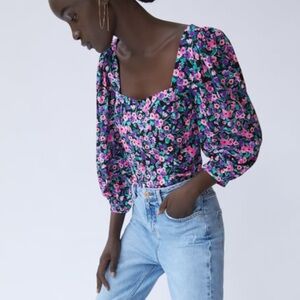 Cropped Zara puff sleeve blouse (size small)